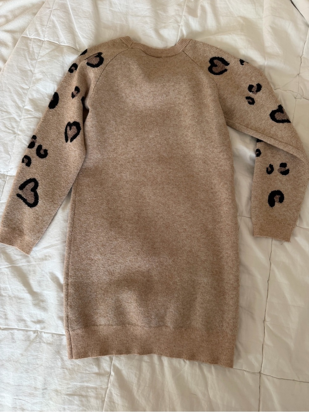Girls Beige Heart-Accent Knit Sweater Dress, size 7T